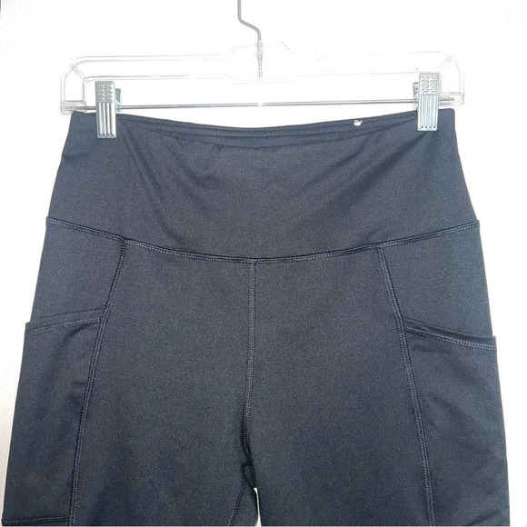 Maurices Luxe Black High Rise Side Pocket 9” Bike Shorts Medium Women’s - Picture 4 of 11